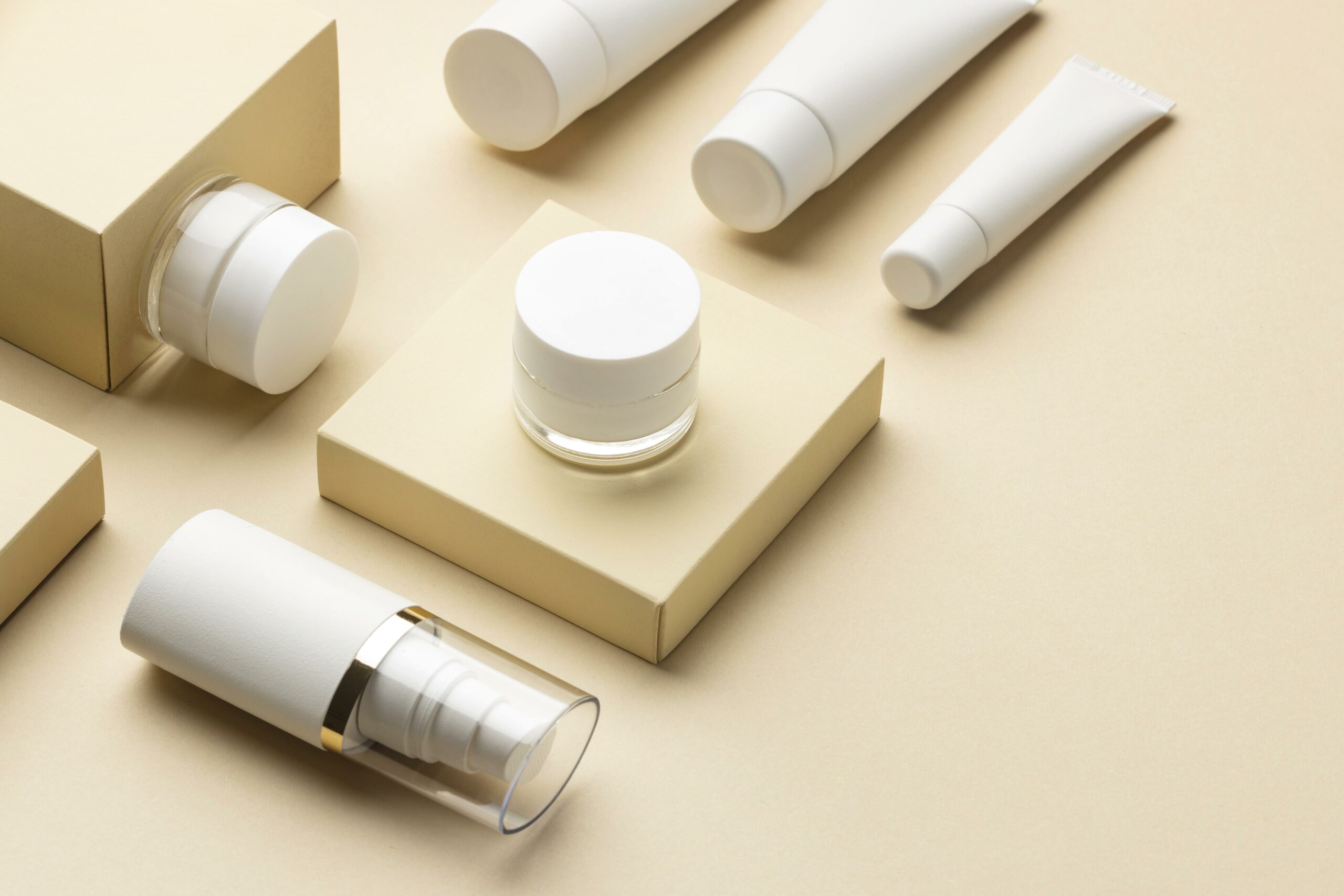 containers-arrangement-high-angle